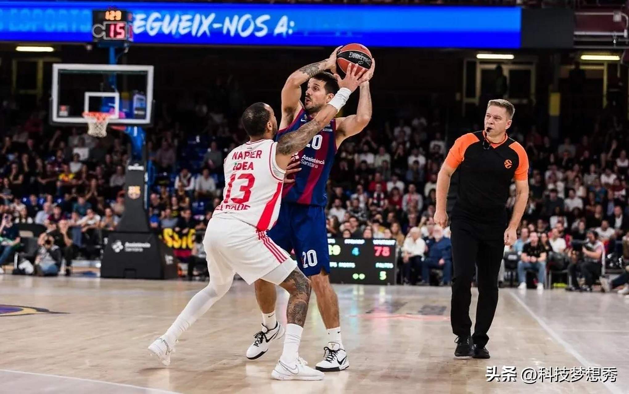 手感颇佳！乔治半场8中6轻取14分2抢断（乔治状态火热，上半场8投6中砍下14分外加2次抢断）