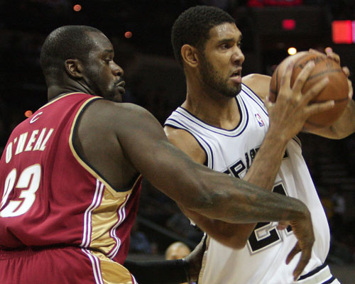 天津地铁里的女排主题展，几条留言被津门虎球迷加了字（天津地铁女排主题展多条留言遭津门虎球迷“加字”）