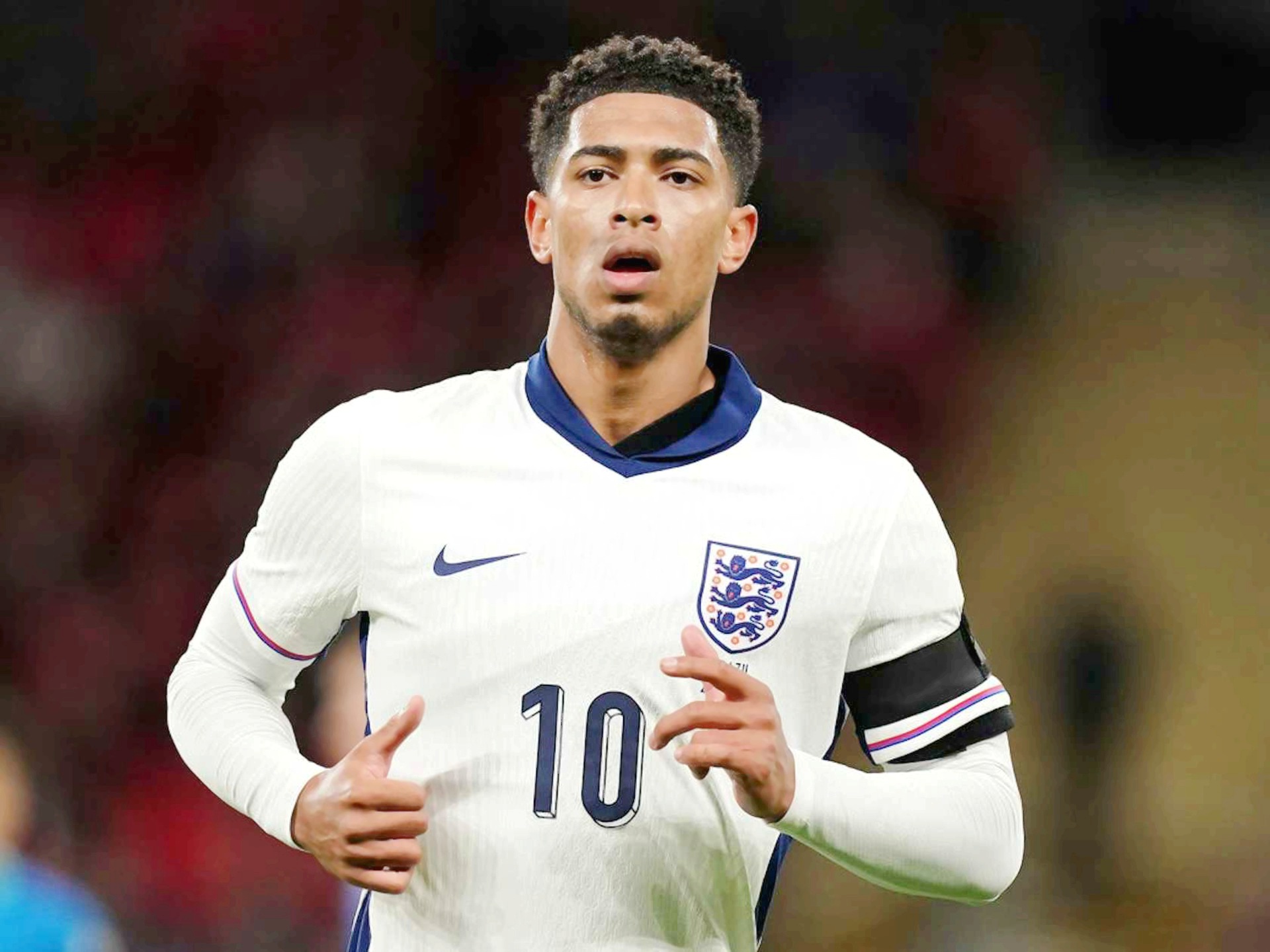 美职联主席：萨拉赫应该联系梅西或穆勒，看看他们在这多开心（美职联主席建议萨拉赫联系梅西或穆勒，看看他们在这儿有多开心）