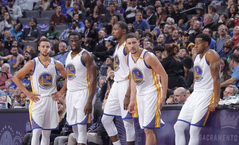 “举重之乡”托举生命重量 一份特殊“伴手礼”递出城市暖心名片（举重之乡托起生命之重，特别伴手礼递出城市温情名片）