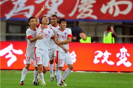 观战台：阿森纳大战切尔西 曼城巴萨利物浦盼止颓势（焦点前瞻：阿森纳硬碰切尔西 曼城、巴萨、利物浦力求止颓）