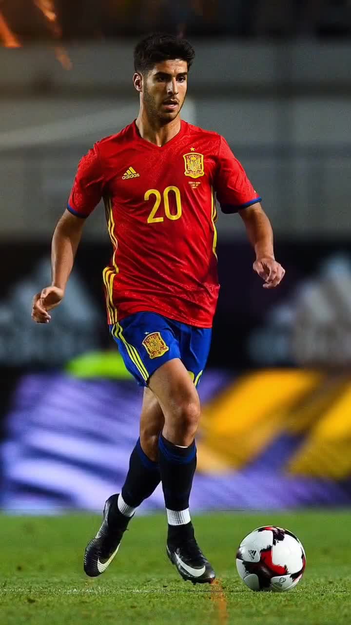 世体：伊纳西奥完成续约后，巴萨的引进希望变得渺茫（世体：伊纳西奥续约，巴萨签下他的可能性大幅降低）