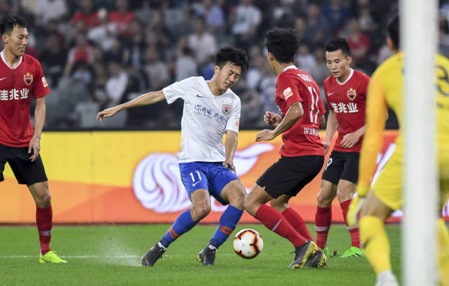 早报：内讧？卖个破绽罢了！（早报：内讧风波？只是故布疑阵！）