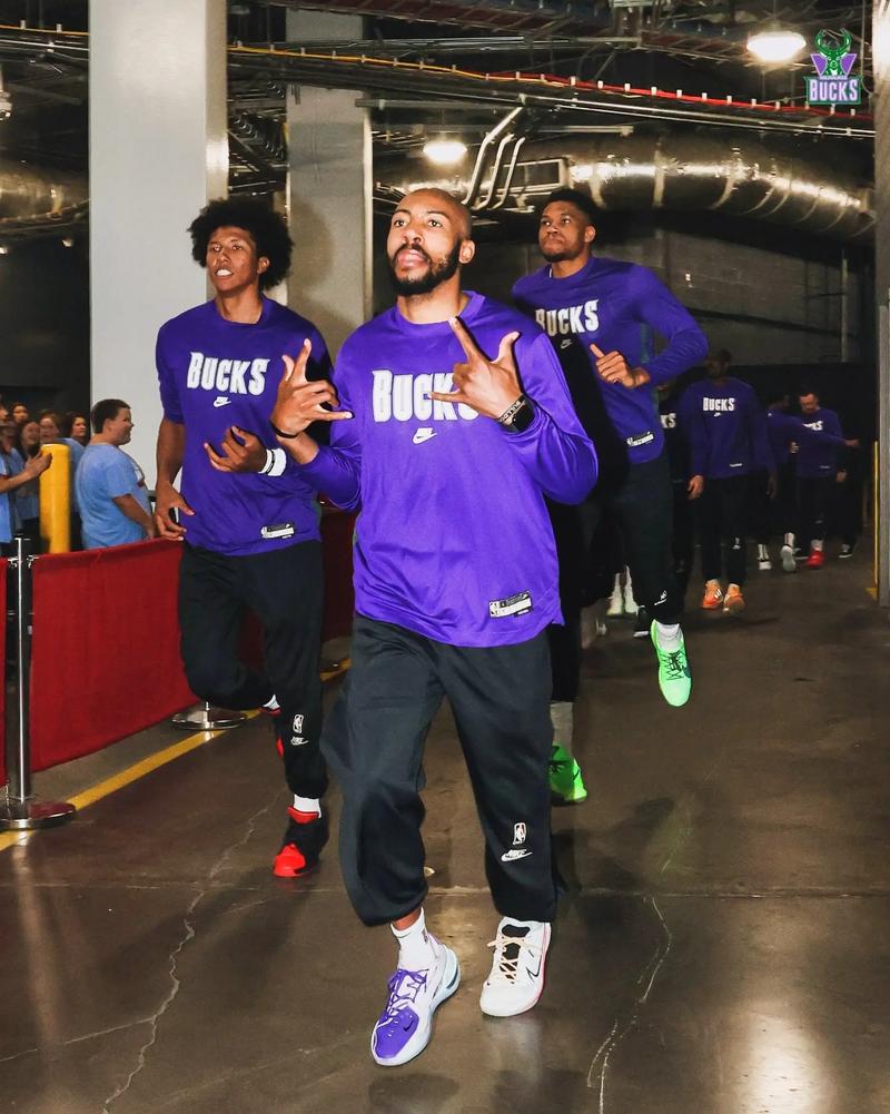 弟媳：我对巴黎唯有感激；和莱昂纳多的不愉快至今仍让我失望（弟媳：对巴黎满怀感激，与莱昂纳多的不快至今仍令我失望）