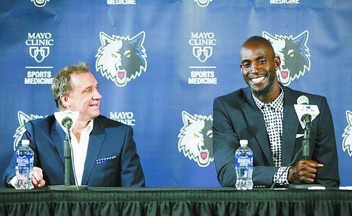 篮球篮网替补球员贡献稳定得分（篮网替补群火力稳定）