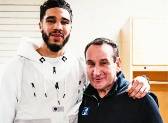 杰伦·约翰逊本赛季4次三双追平队史纪录，生涯6次排队史第二（杰伦·约翰逊单季4次三双追平队史纪录，生涯累计6次居队史第二）