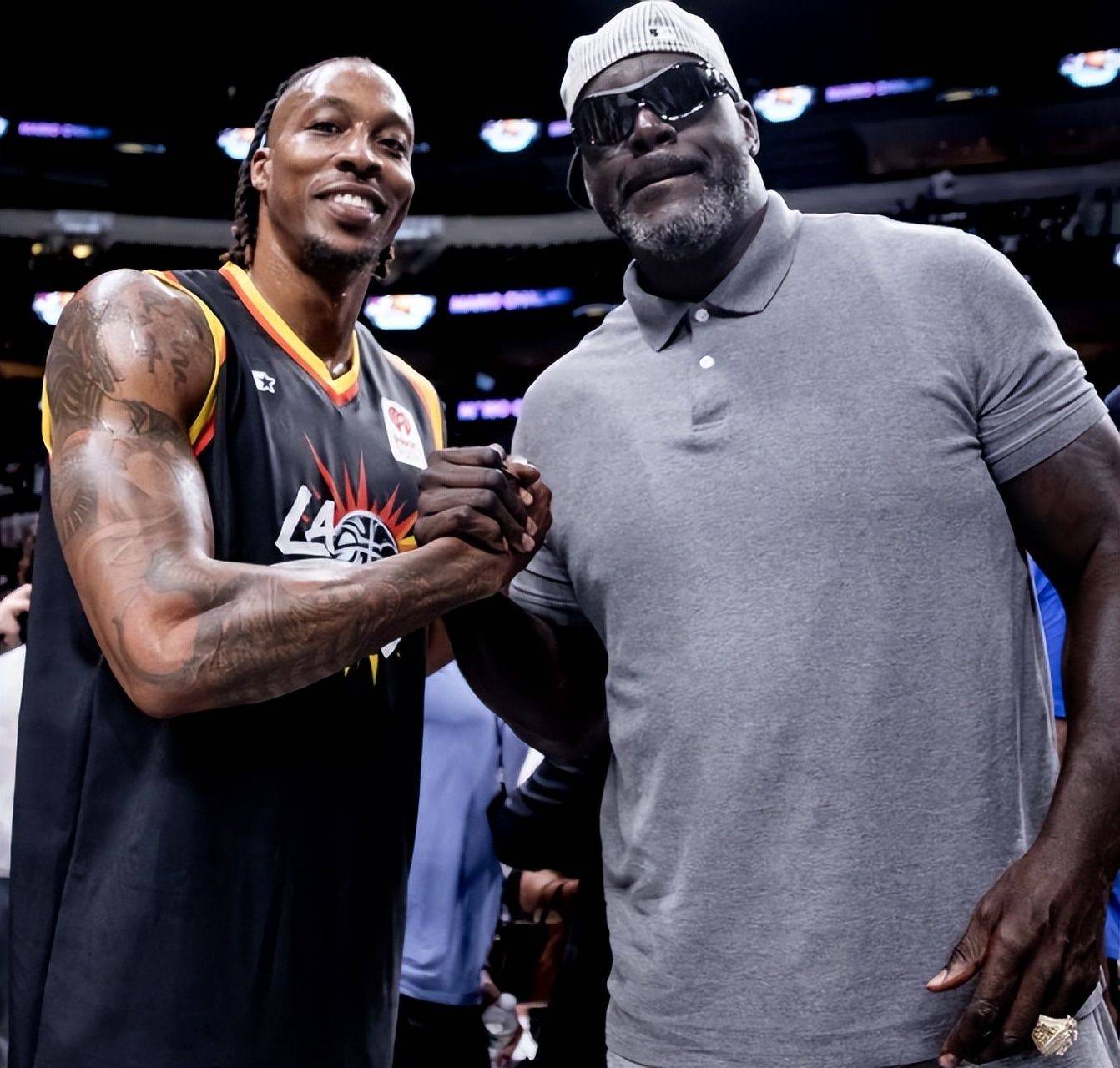 拜仁莱万多夫斯基连续两场进球（莱万多夫斯基为拜仁连场破门）