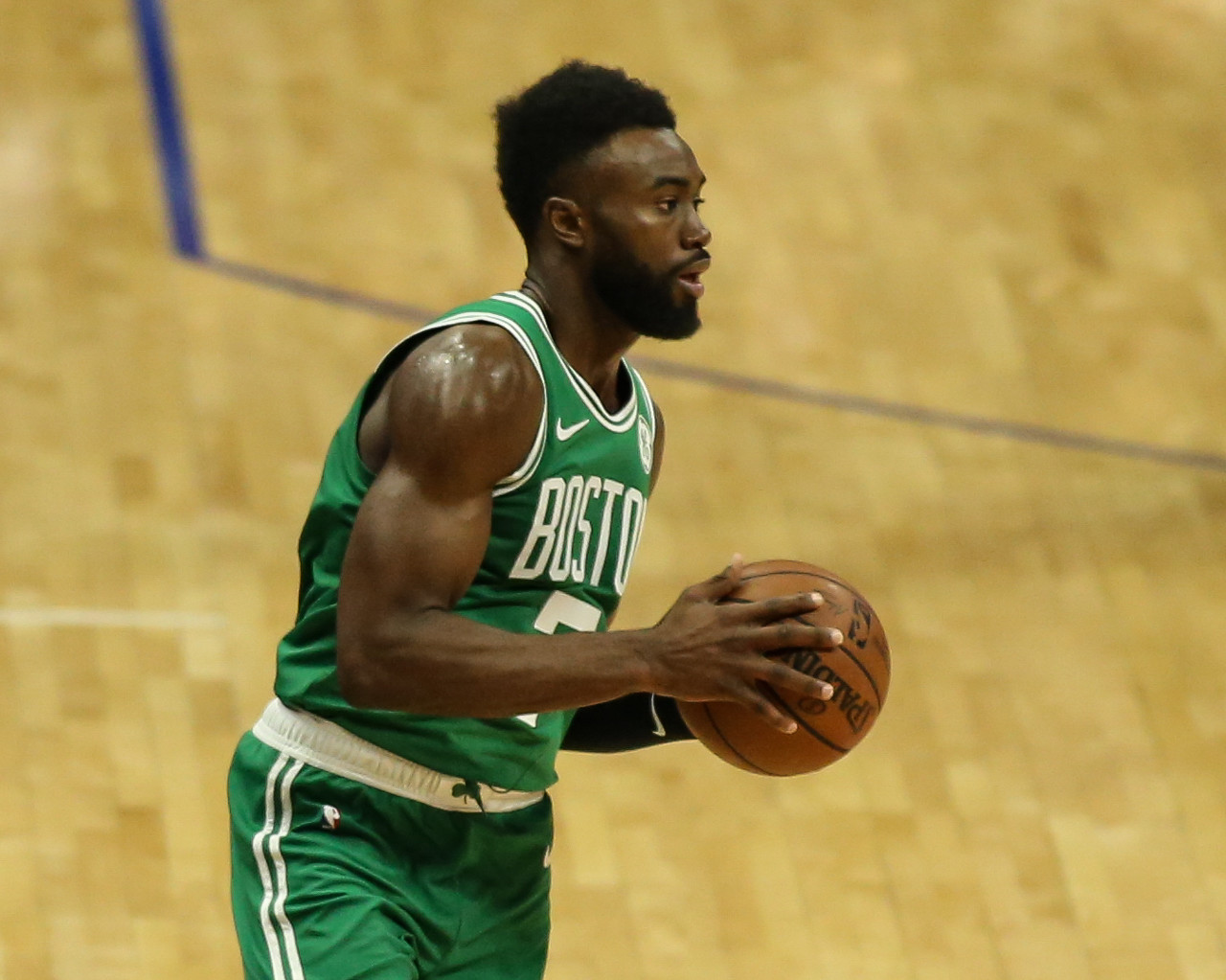 米体：罗马有意先租后买埃切韦里，买断费可能提高至3000万欧（米兰体育报：罗马拟先租后买引进埃切韦里，买断费或升至3000万欧）