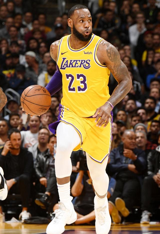 魔笛：没有穆帅我不会去皇马；刚到时C罗对我说“终于来了”（魔笛：若非穆帅，我不会去皇马；初到时C罗对我说“终于来了”）