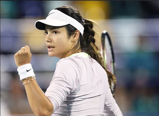 萨索洛vs佛罗伦萨：马蒂奇、皮纳蒙蒂首发，德赫亚、莫伊塞-基恩出战（萨索洛战佛罗伦萨：马蒂奇、皮纳蒙蒂进入首发，德赫亚与莫伊塞-基恩将出战）