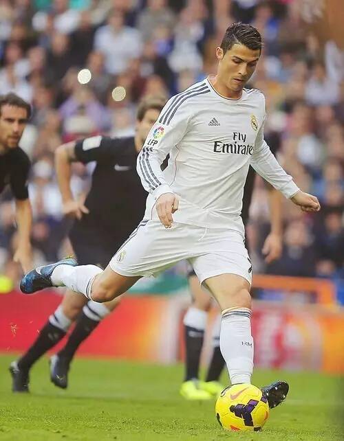 球星压哨三分把比赛送进加时