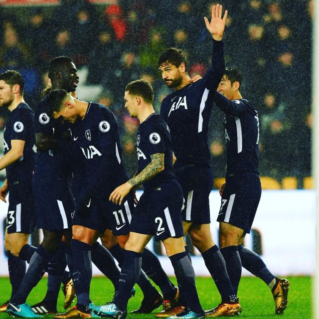 曼谷联后卫：我们已经四连平了，希望能战胜万隆昂首出线（曼谷联后卫：四连平后盼击败万隆，昂首出线）